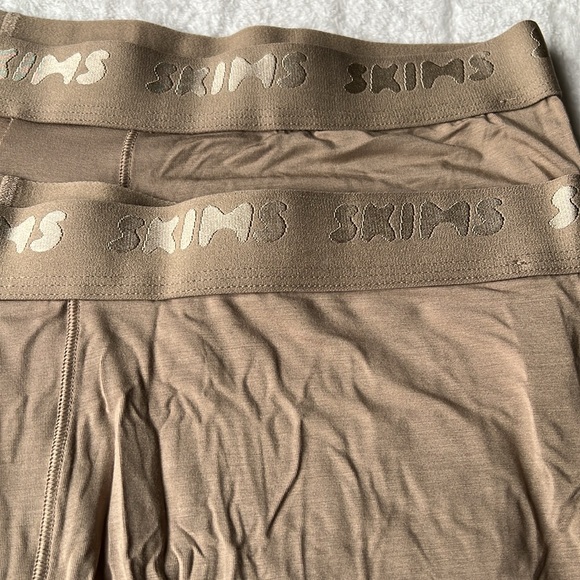(2) SKIMS Men’s 5” Stretch Modal Boxer Briefs - Picture 2 of 10